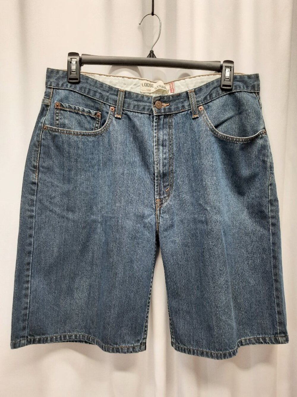Vintage Levi's 569 Loose Straight Denim Shorts Men 36 Jorts Baggy Skater Y2K